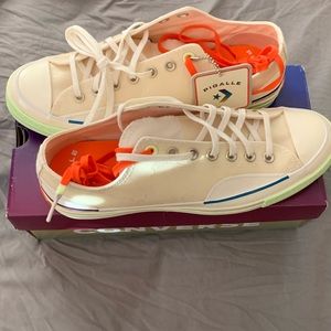 Converse